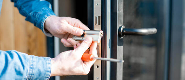 Commercial Locksmith Cumberland