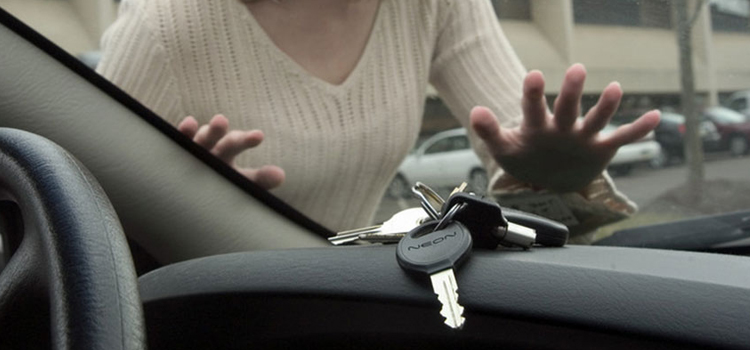 vehicle lockout service Cumberland
